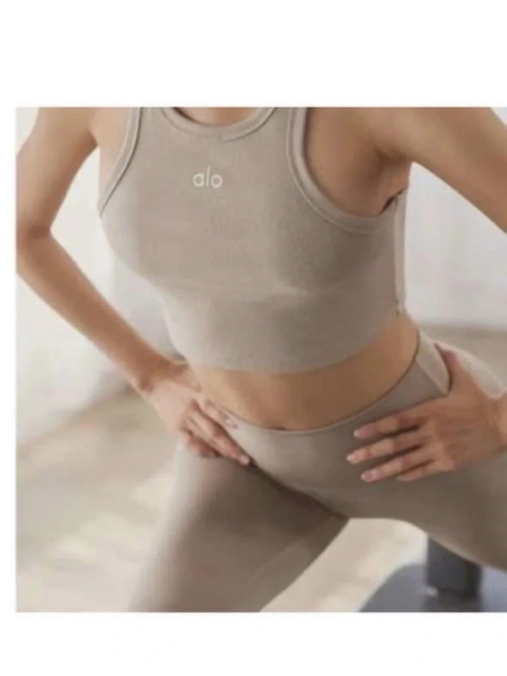 ALO YOGA Aspire Crop Tank Ribbed Racerback in Gravel Size: L (NWOT) 🏷️ MSRP: $68 - Picture 2 of 6